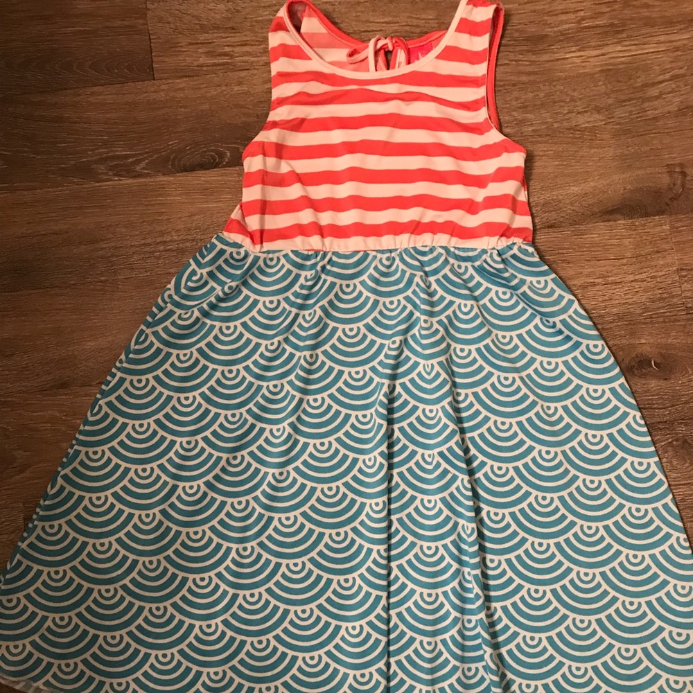 Girls dress